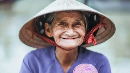 En 2023, la esperanza de vida en Vietnam fue de 79,3 años para las mujeres y de 69,9 años para los hombres, según Our World in Data