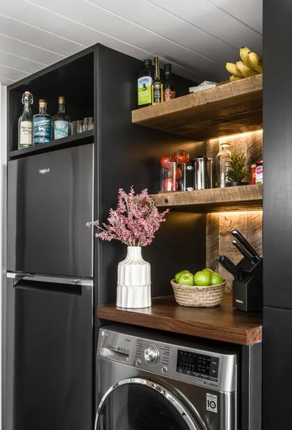 En 24 m2 hay espacio hasta para el lavarropas