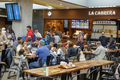 En Aeroparque La Cabrera cuenta con un local de comida al paso