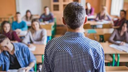 En Alemania, el periodo de entrenamiento práctico de los futuros maestros en aulas se extiende hasta dos años.
