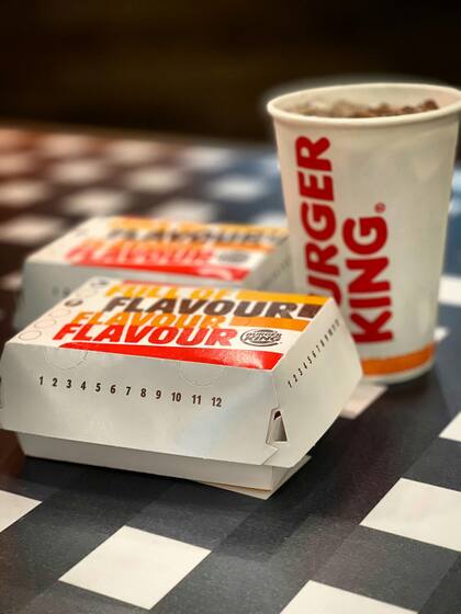 En algunas ubicaciones de Burger King, los trabajadores pueden tomar hamburguesas gratuitas durante su turn