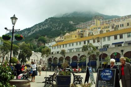 En algunos sitios de Gibraltar uno podría sentirse transportado al norte de Italia