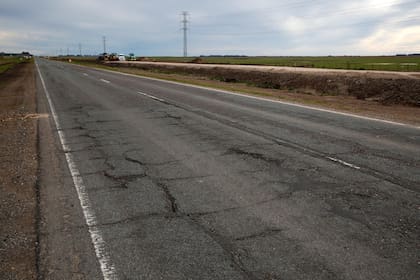 En algunos tramos la ruta está muy deteriorada