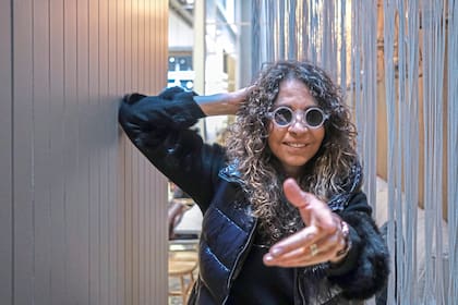 En Alquimia, Patricia Sosa y Manuel Mijares le dan su sello distintivo a reconocidas canciones de Luis Fonsi, Sin Bandera, Son by Four, Soda Stereo, Los Enanitos Verdes, Alejandro Fernández y Maná