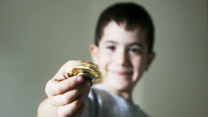 En Amazon, de los 50 juguetes más vendidos, 49 son fidget spinner o derivados