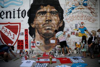 En Argentinos se suman las ofrendas al 10.