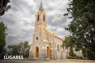 El pueblo que recibió de joven a JFK y a Jackie Kennedy, 25 años después