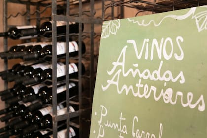 En Bodega Dupont hay sector de venta de vinos