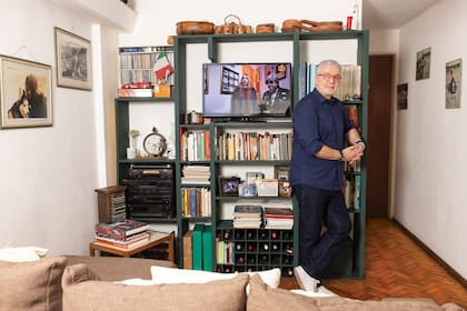 “En Buenos Aires me enamoré de la mujer de mi vida, me hice amigos y tengo mi propio restaurante”, confiesa.