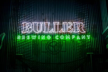 En Buller proponen versiones especiales para acompañar su cerveza artesanal