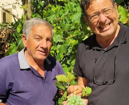 “En cada mesa compartida, en cada palabra heredada, en cada limonero que florece en nuestras casas. Esa es la verdadera herencia: la memoria que se transforma en identidad, el pasado que se vuelve presente y la certeza de que somos el puente entre dos tierras, dos historias y un mismo corazón”.