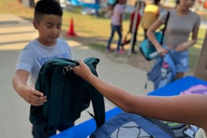 Regreso a clases en California: fecha y hora en las que te darán gratis mochilas, útiles escolares y cortes de pelo