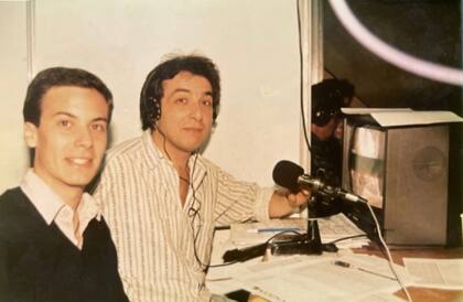 En Canal 5 de Olavarría, Montesano junto a Rafael Stefano, compañero y amigo