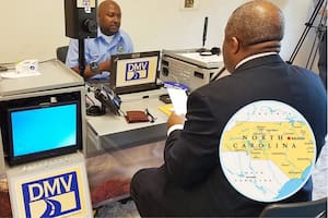 Cuánto tiempo se puede conducir con una licencia vencida en Carolina del Norte en 2026