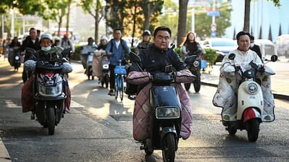 En China cada vez hay más motocicletas eléctricas que utilizan baterías de sal
