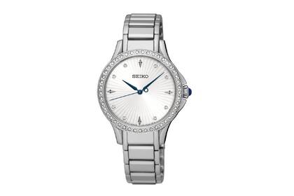 En color plata, con brazalete de acero inoxidable (Seiko, consultar precio)