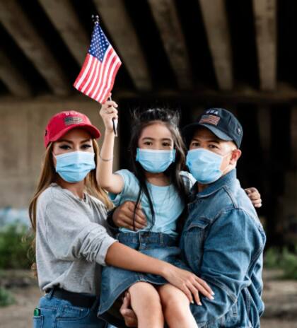 En comunidades donde la religión es parte central de la vida cotidiana, ICE aprovecha la confianza para ejecutar detenciones disfrazadas de visitas espirituales.