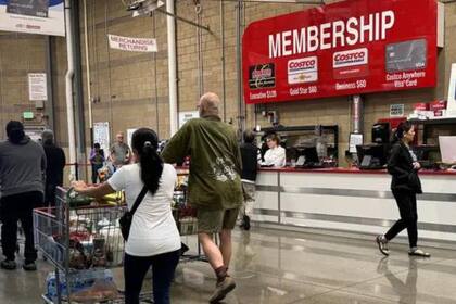 En Costco se redujo la compra de productos de alta gama (Archivo)