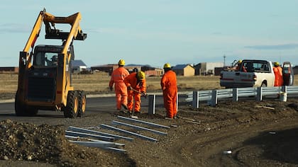 "En cuatro años finalizamos 287 obras en las 23 provincias que tiene el país, dejamos 284 obras en ejecución, 181 licitadas, cinco proyectos elaborados, como los 150 kilómetros de Autopista en la RN 34 en Salta", dice el informe de fin de gestión