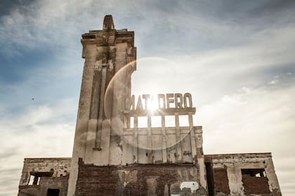 En cuatro años, Salamone logró poner en órbita estas naves nodrizas que aterrizaron en la planicie de la pampa para señalar que acá hay un pueblo, allá otro