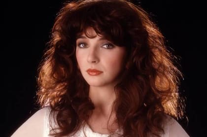 En cuatro minutos y medio, Kate Bush fusionó literatura victoriana, teatro, ballet y música experimental en algo completamente nuevo