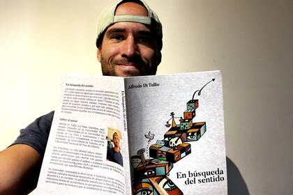 En Daydream Island, Alfredo escribió su primer libro.
