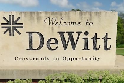 En DeWitt, empleadores locales piden retener a los trabajadores ucranianos