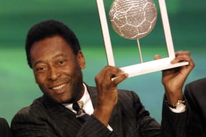 El club grande argentino del que era hincha Pelé: "Siempre lo llevaré en el corazón"