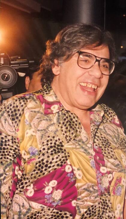 En diciembre de 2001, Pinti estaba en los Estados Unidos cuando se enteró que sus ahorros habían quedado atrapados en el corralito