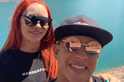 En diciemnbre de 2024, Daddy Yankee acusó a su entonces esposa de retirar US$100 millones de sus compañías sin autorización