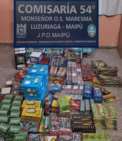 En distintos lugares de la provincia, se realizaron decomisos de fuegos artificiales ilegales