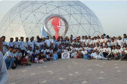 En Doha, el encuentro para celebrar por Messi fue una fiesta que incluyo torta