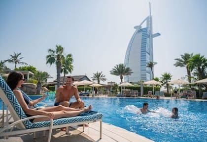 Las nuevas medidas de Dubai sobre el alcohol para atraer a turistas y  expatriados - LA NACION
