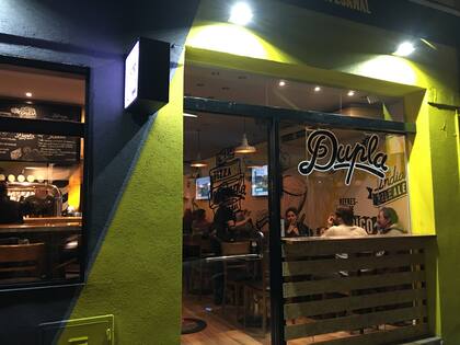 En Dupla, maridá riquísimas empanadas con una buena cerveza