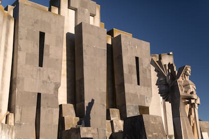 En el acceso se lee RIP en letras gigantes