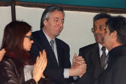 En el acto de la AMIA del 2003 Néstor y Cristina Kirchner estuvieron en el palco