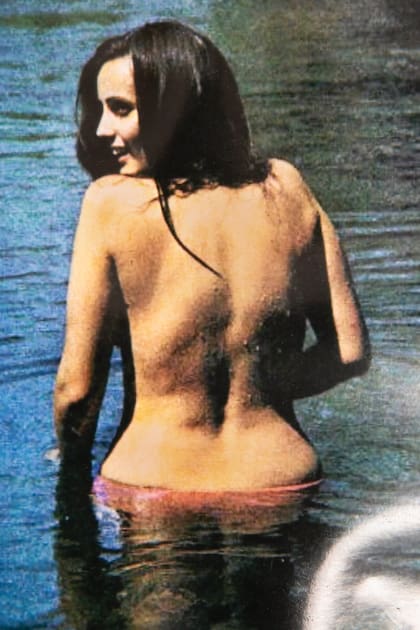 En el agua, fotografiada para una revista mexicana en los años 70.