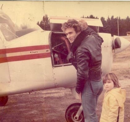 En el campo se convirtió en piloto de aviones