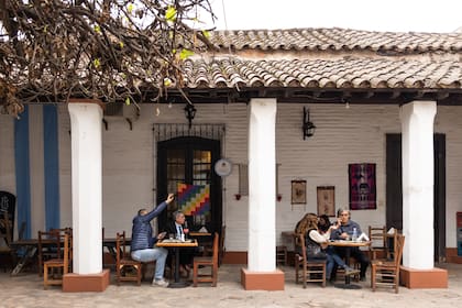 En El Cardón cada tanto hay peña.