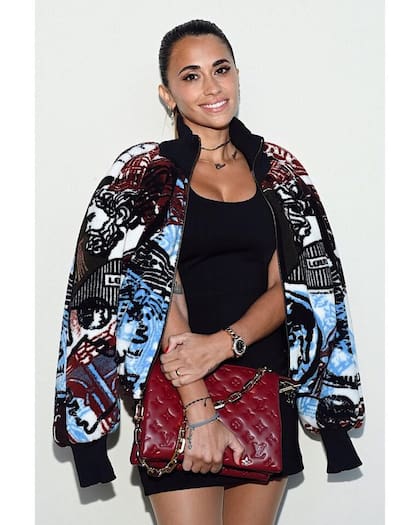 En el caso de no animarse a usarlo en abrigos, puede ser agregado como un accesorio