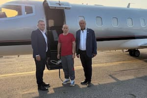 Quiénes son las figuras clave de la AFA que aparecen junto a Nahuel Gallo