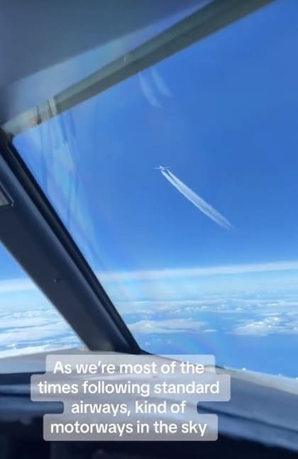 En el cielo las aeronaves se pueden encontrar muy cerca