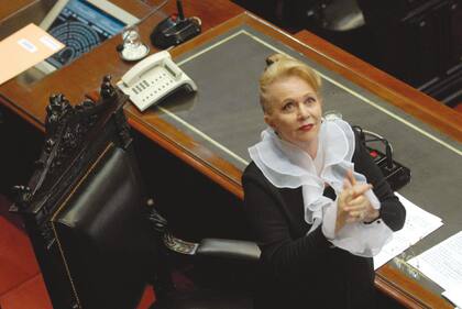 “En el Congreso pasé los momentos más brillantes y podridos de mi vida”; en 2009, Pinky presidió la sesión de jura de los nuevos diputados