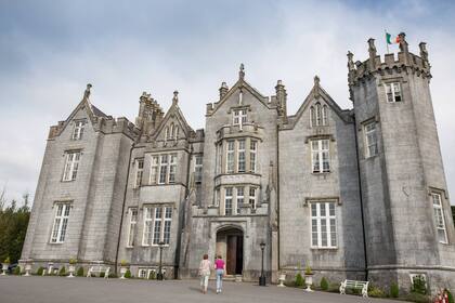 En el corazón de Irlanda, el Kinnitty Castle es uno de los pocos palacios que hospedan a  viajeros.