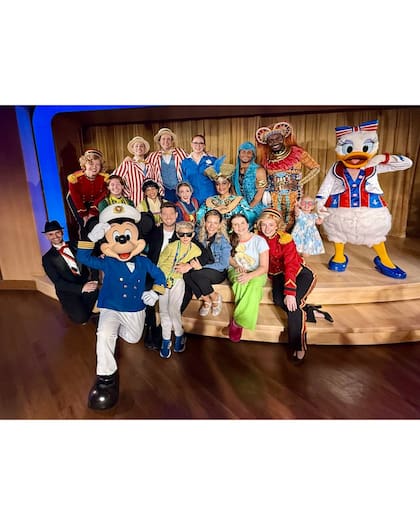 En el crucero estuvieron con los personajes, participaron de actividades y vieron shows musicales (Foto: Instagram @michaelbuble)