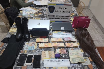 En el departamento de la calle Tucumán al 2300 se encontró dineros, objetos de electrónica y somníferos.