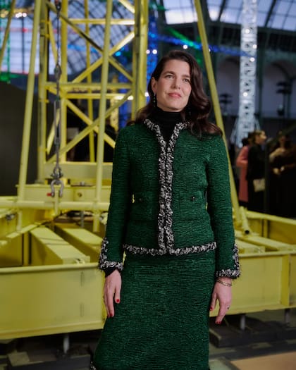En el desfile de Chanel, la figura infaltable de Charlotte Casiraghi