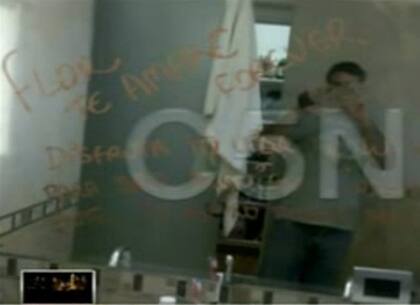 En el espejo del baño, un mensaje para la hija mayor