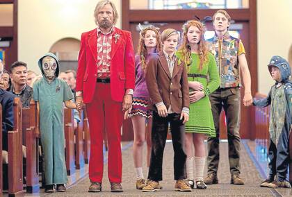 En el film, como Ben, el padre que cría a seis hijos de una manera peculiar