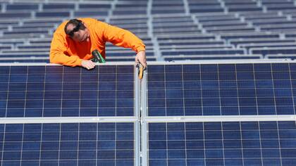 En el futuro, las celdas solares podrían reemplazar el uso de silicio por perovskita